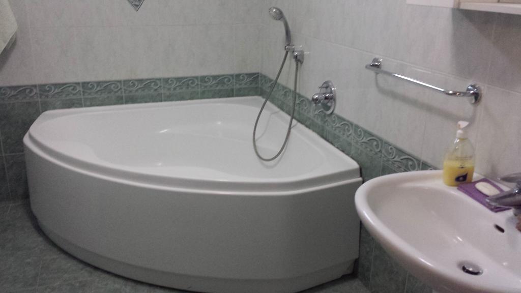 Residenze Glorenza Apartment Болзано Екстериор снимка
