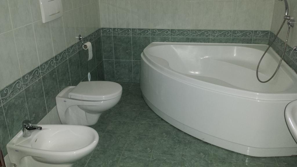 Residenze Glorenza Apartment Болзано Екстериор снимка